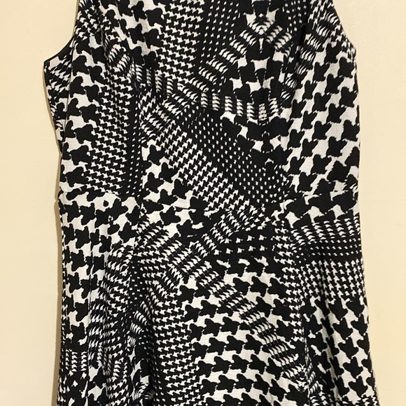 Eva Franco Houndstooth Print Sleeveless Ruffle Hem Dress Women Size 12 - Picture 4 of 11